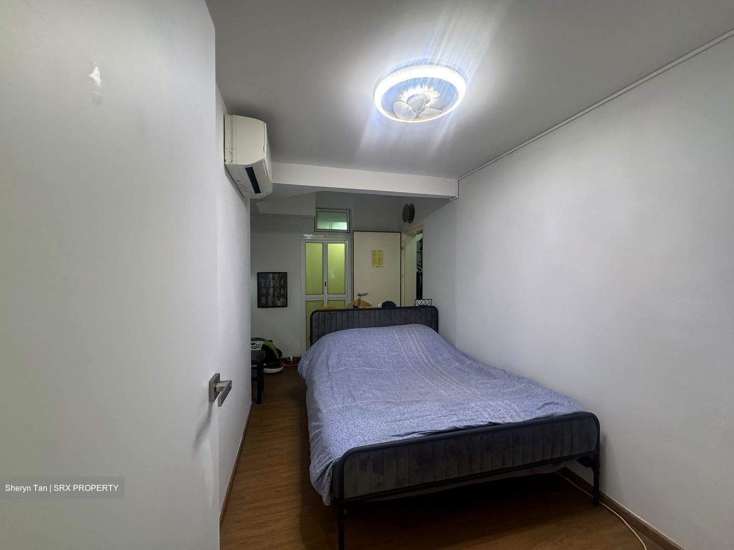 The Esparis (D18), Condominium #568302201